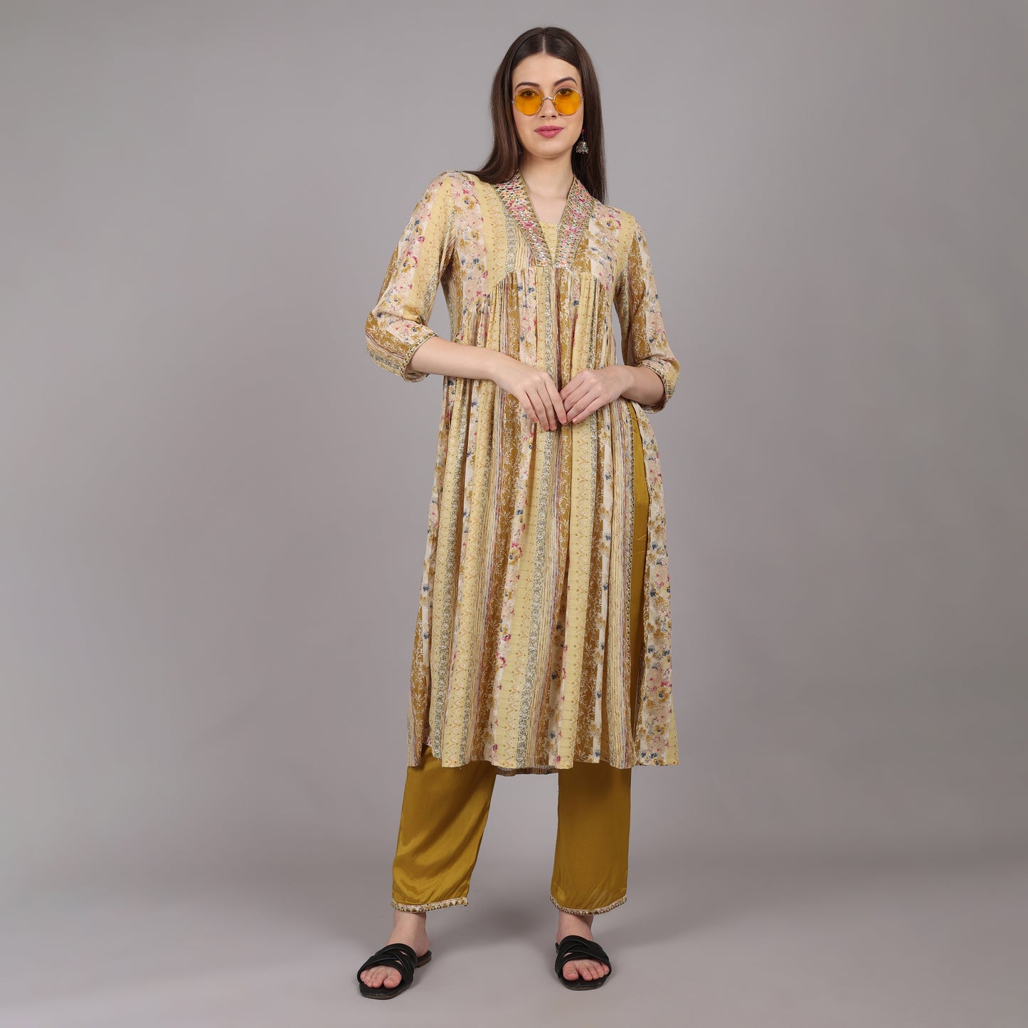 Stylish Nyra Cut 2 Pc Kurta Set