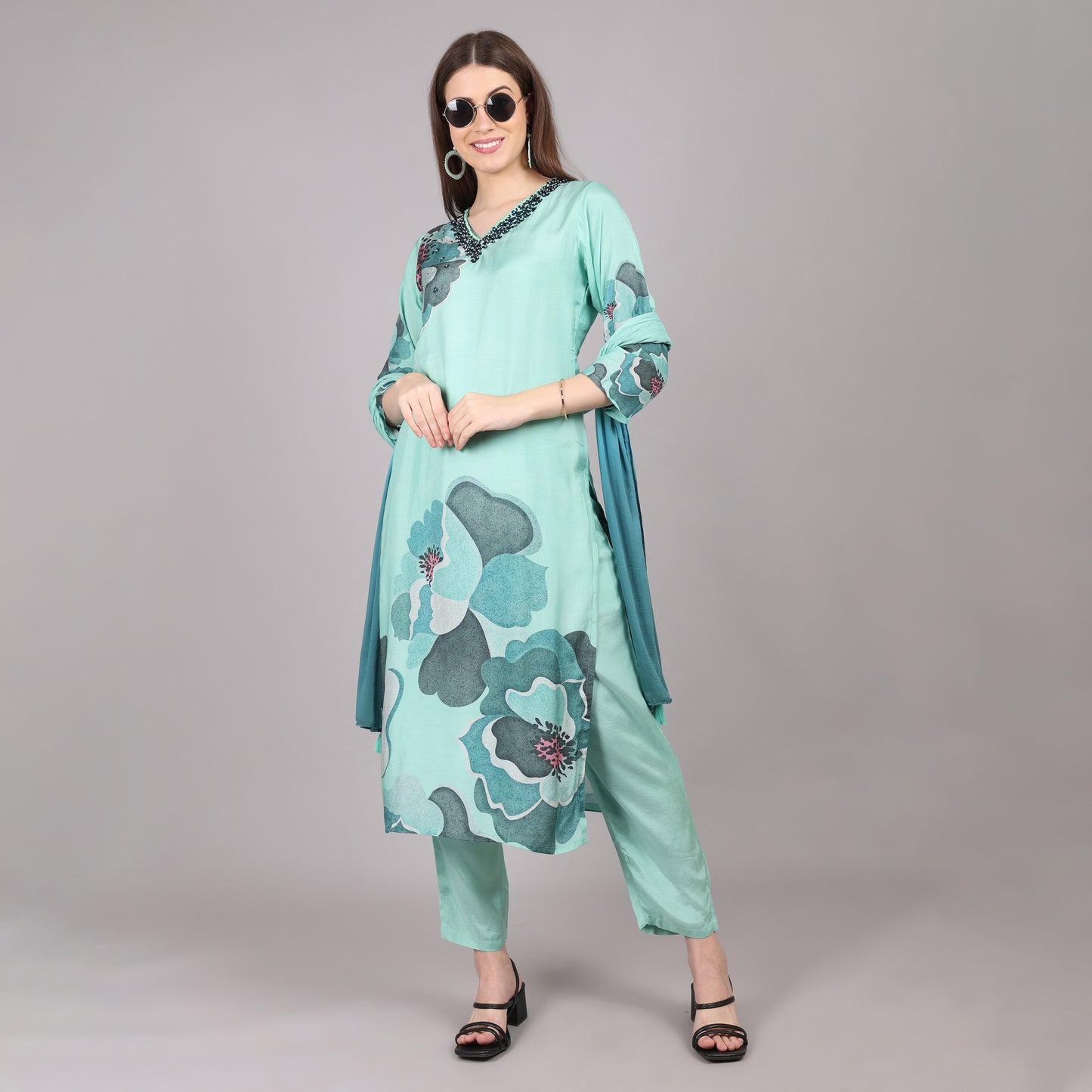 Pure Crepe Kurta Set with handwork